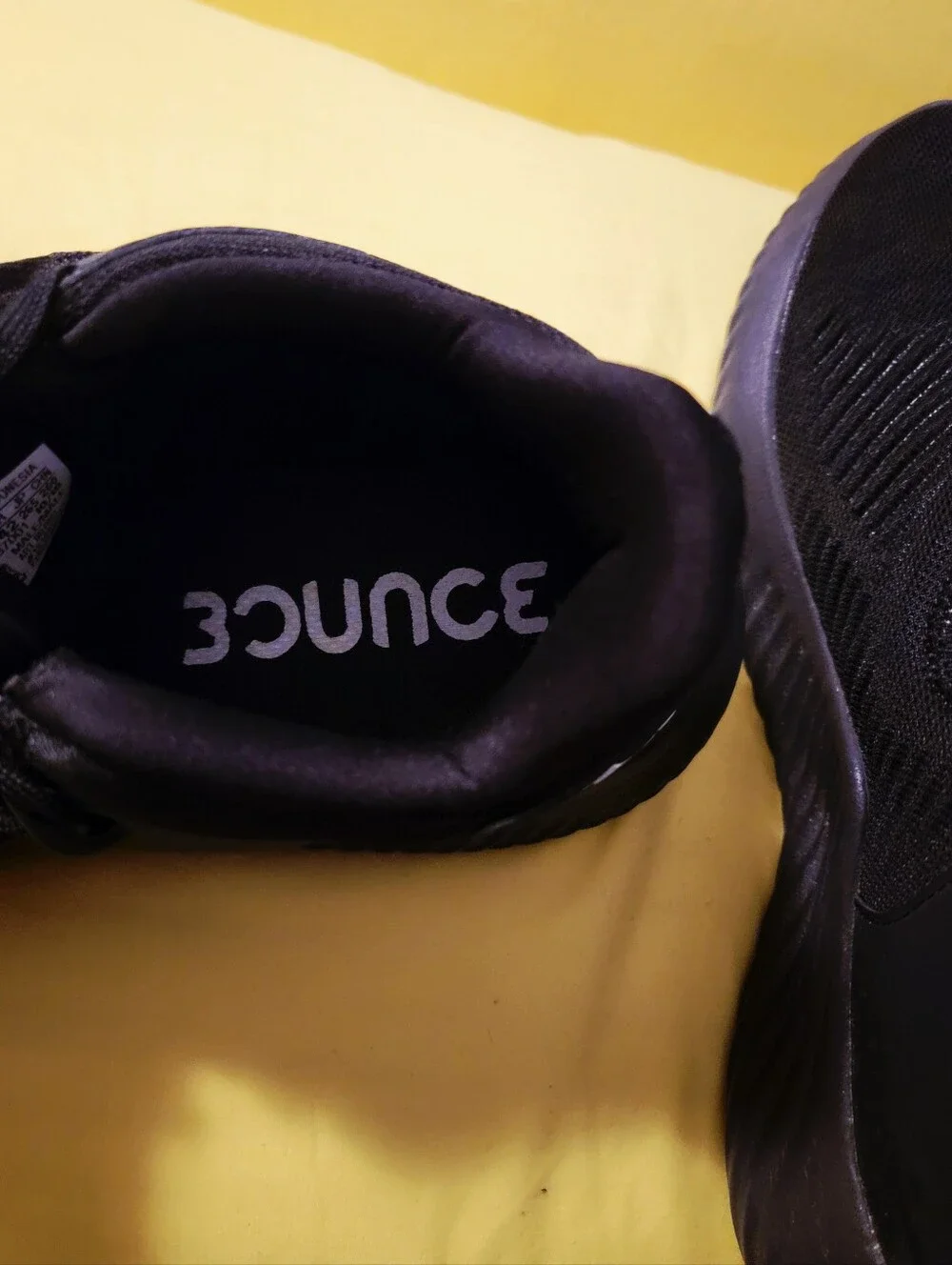 Adidas AlphaBounce! - Picture 3 of 8